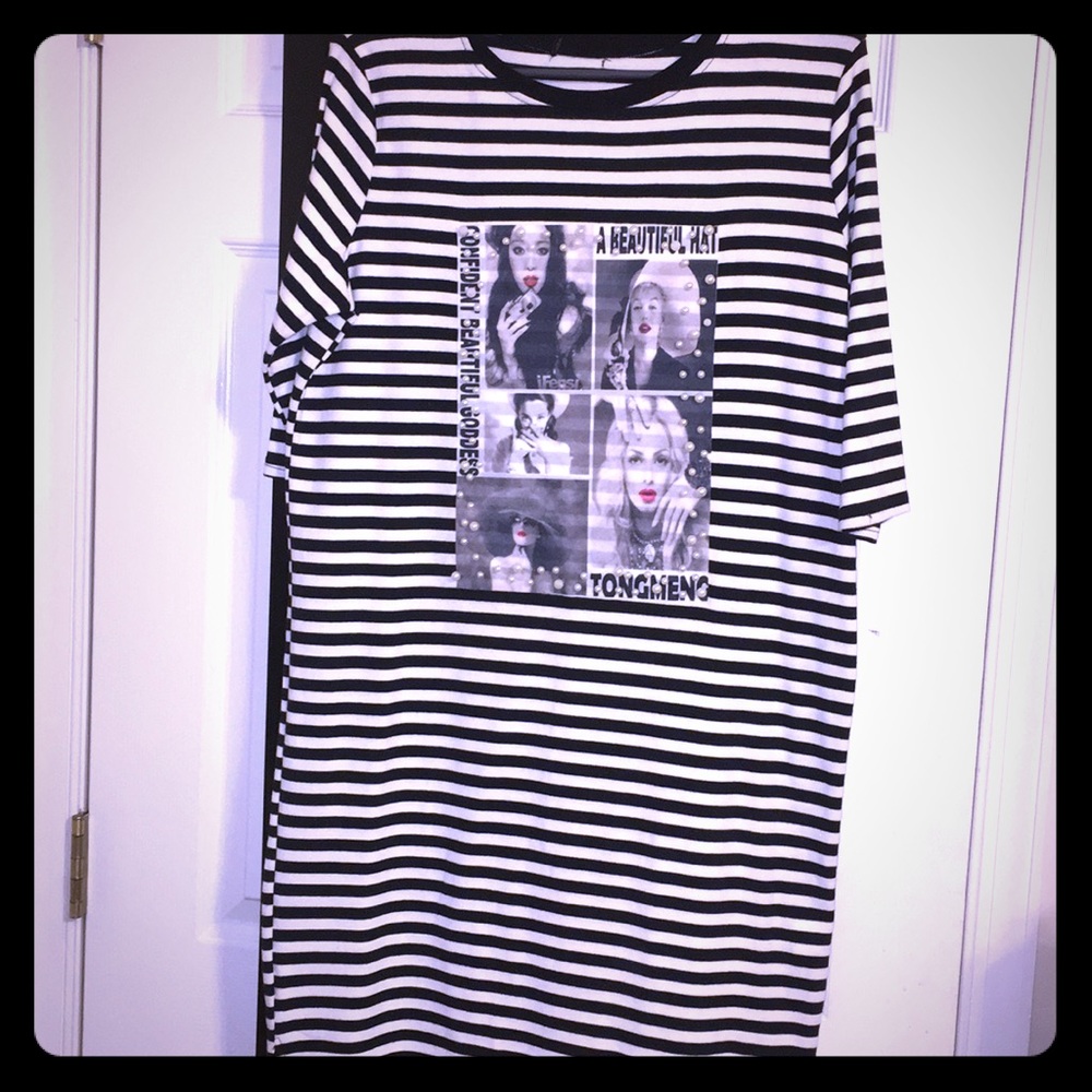 Striped Graphic Dress 👗 with pearls ✨